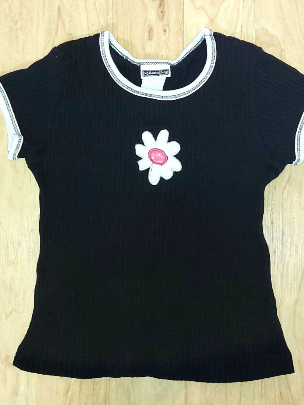 Vtg Girls Black Top with White Flower size 10